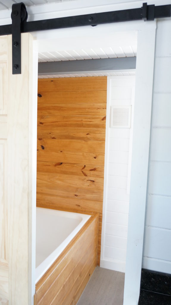 Tiny House Bathroom with Tub - Tampa Bay Tiny Homes